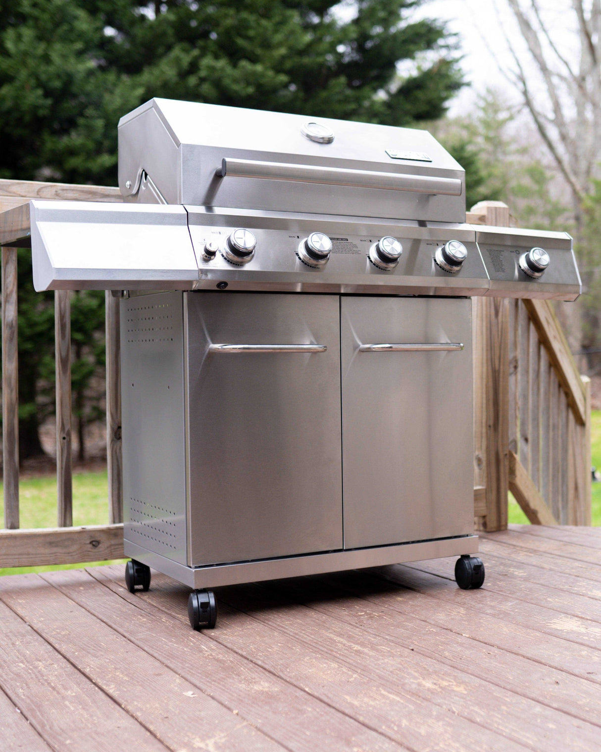 4 burner monument grill