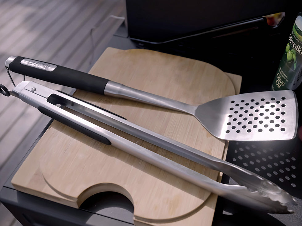 Monument Grills Background