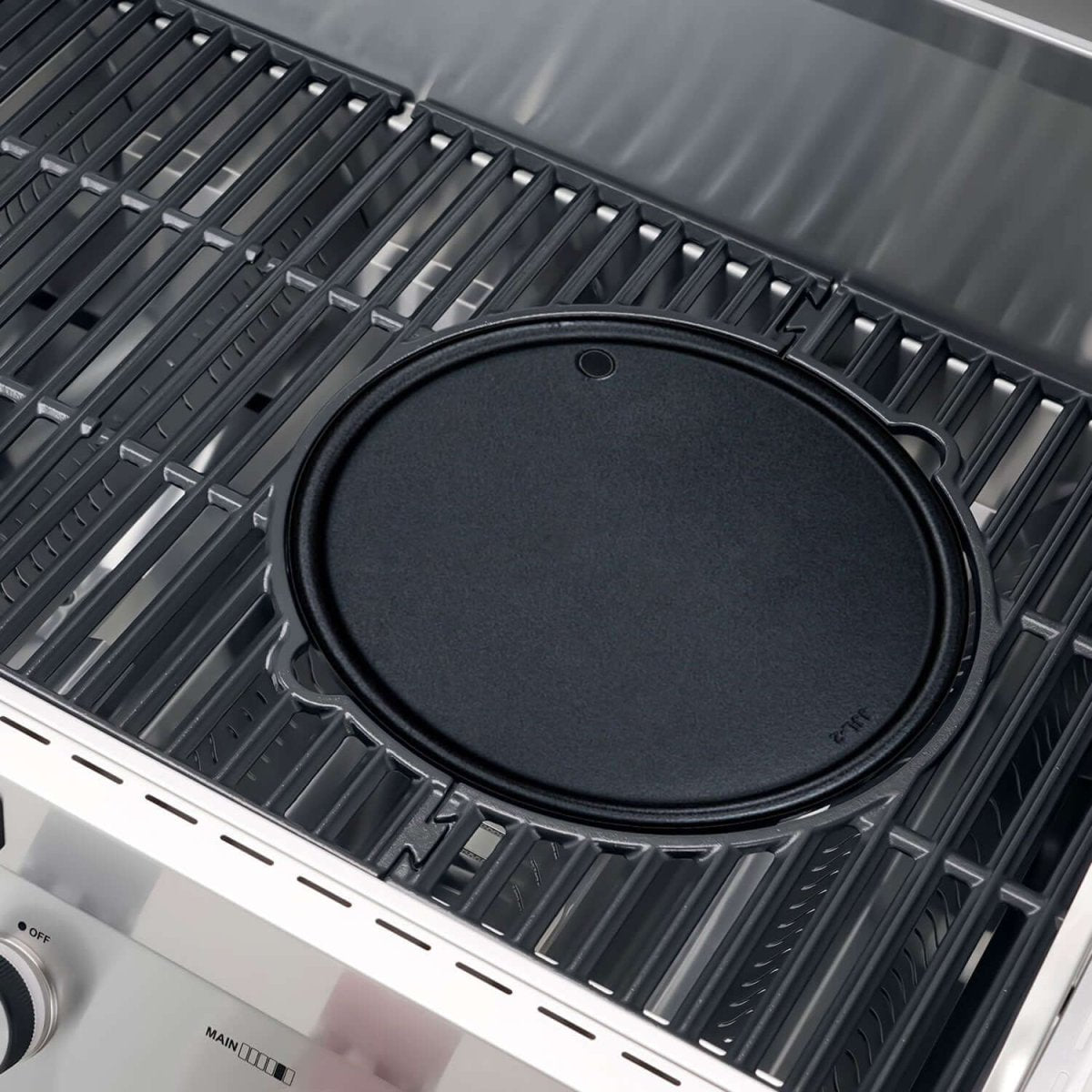 Denali 605Pro | Stainless Smart Propane Gas Grill - Monument GrillsD605P (Includes Free Cover and Rotisserie Kit) & Cordierite Pizza Stone & Round Diamond Grid & Round Cast Iron Cooking Plate