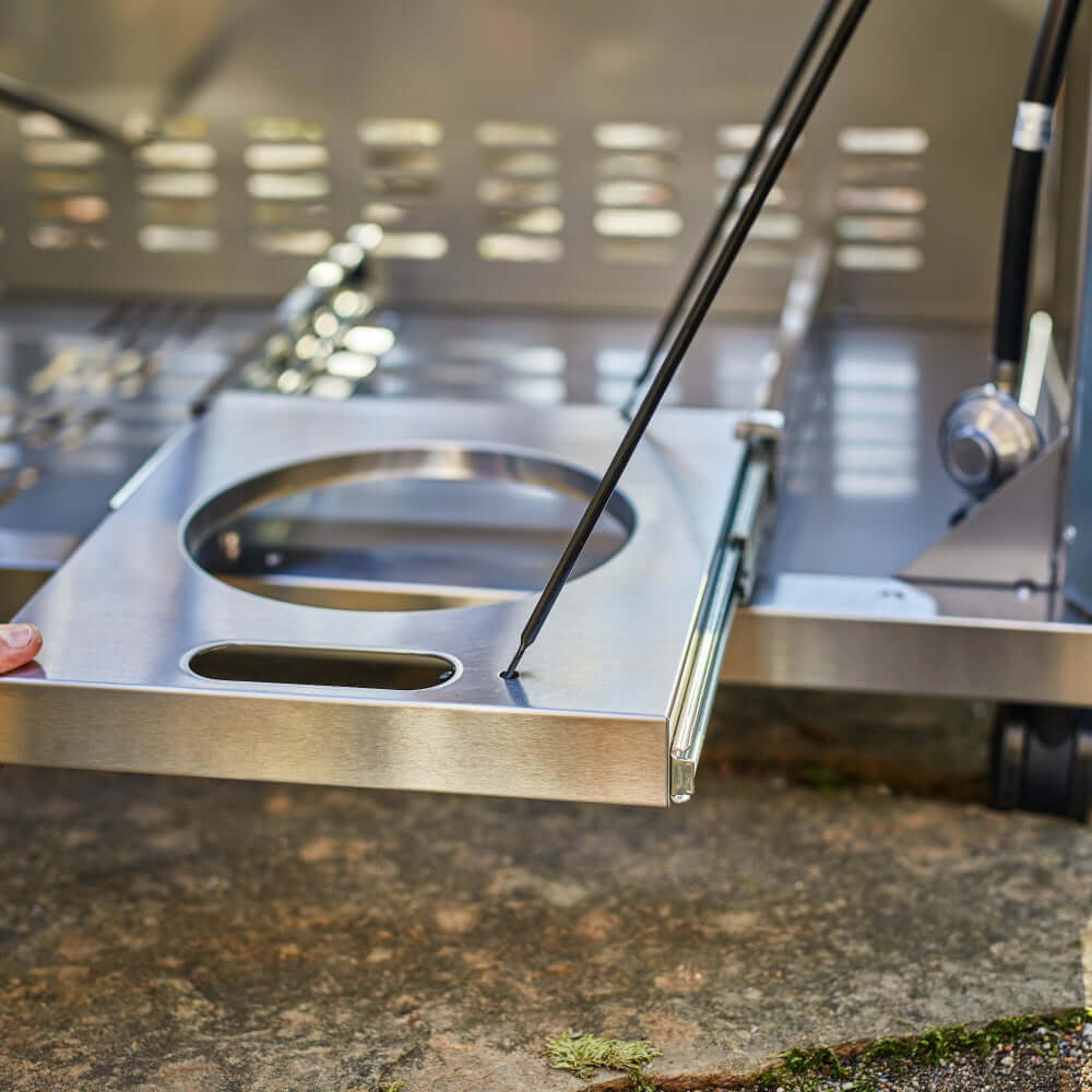 Denali 605Pro | Stainless Smart Propane Gas Grill - Monument GrillsD605P (Includes Free Cover and Rotisserie Kit) & Smokerbox