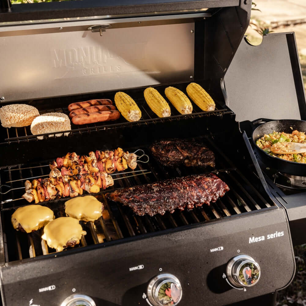 Mesa 325 | Black Propane Gas Grill - Monument GrillsMesa 325