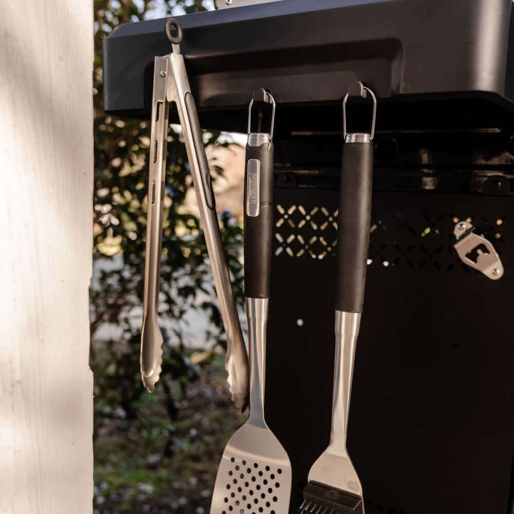 Mesa 325 | Black Propane Gas Grill - Monument GrillsMesa 325