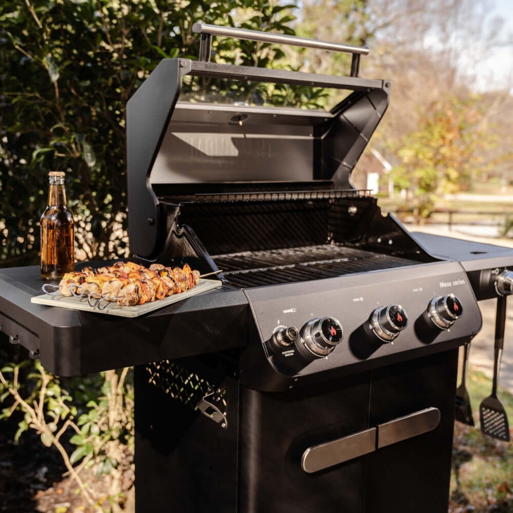 Mesa 325 | Black Propane Gas Grill - Monument GrillsMesa 325