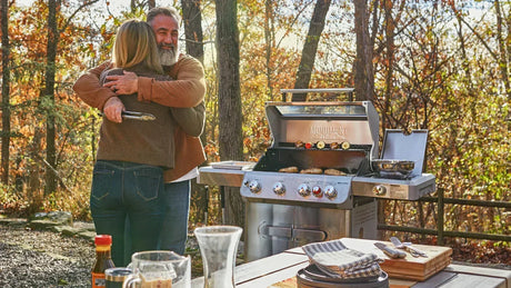 Best Gas Grill for Small Spaces and Beginners