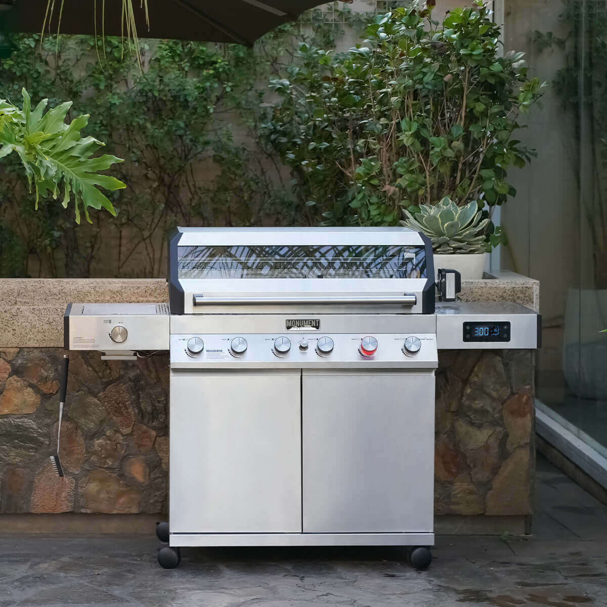 Denali 605Pro | Stainless Smart Gas Grill