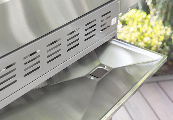 Slide-out Grease Tray & Easy-Clean Design