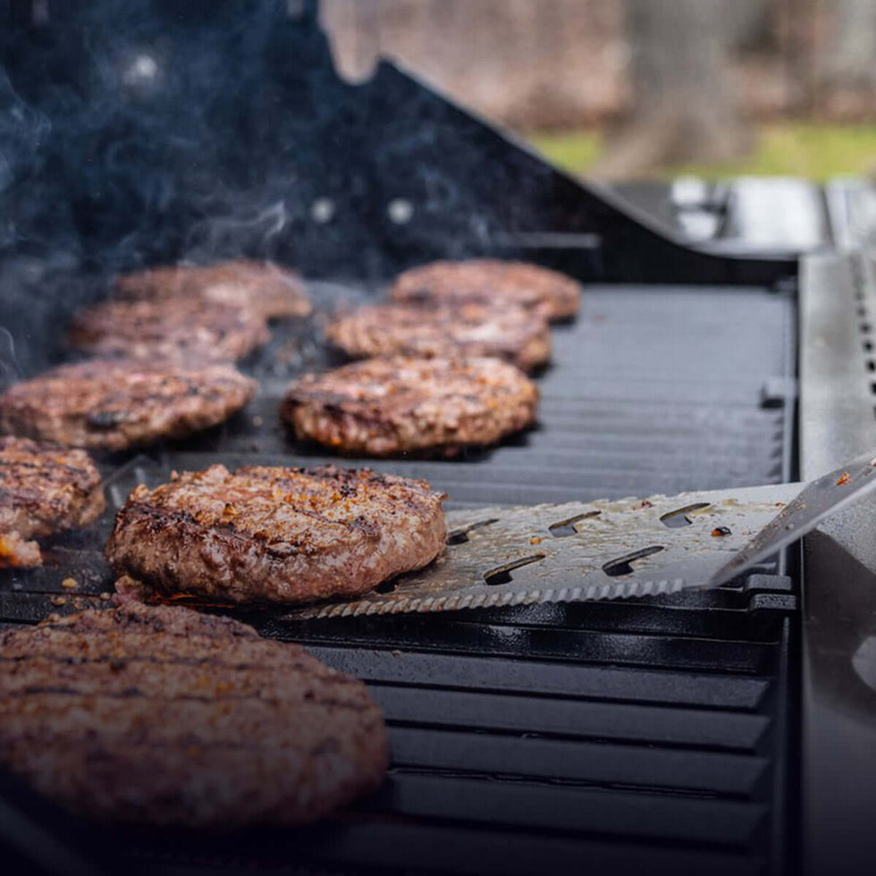 outdoor barbecue kitchen