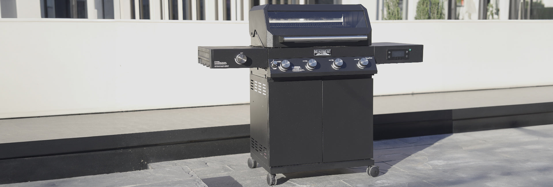 Denali 425 | Smart Black Propane Gas Grill – Monument Grills