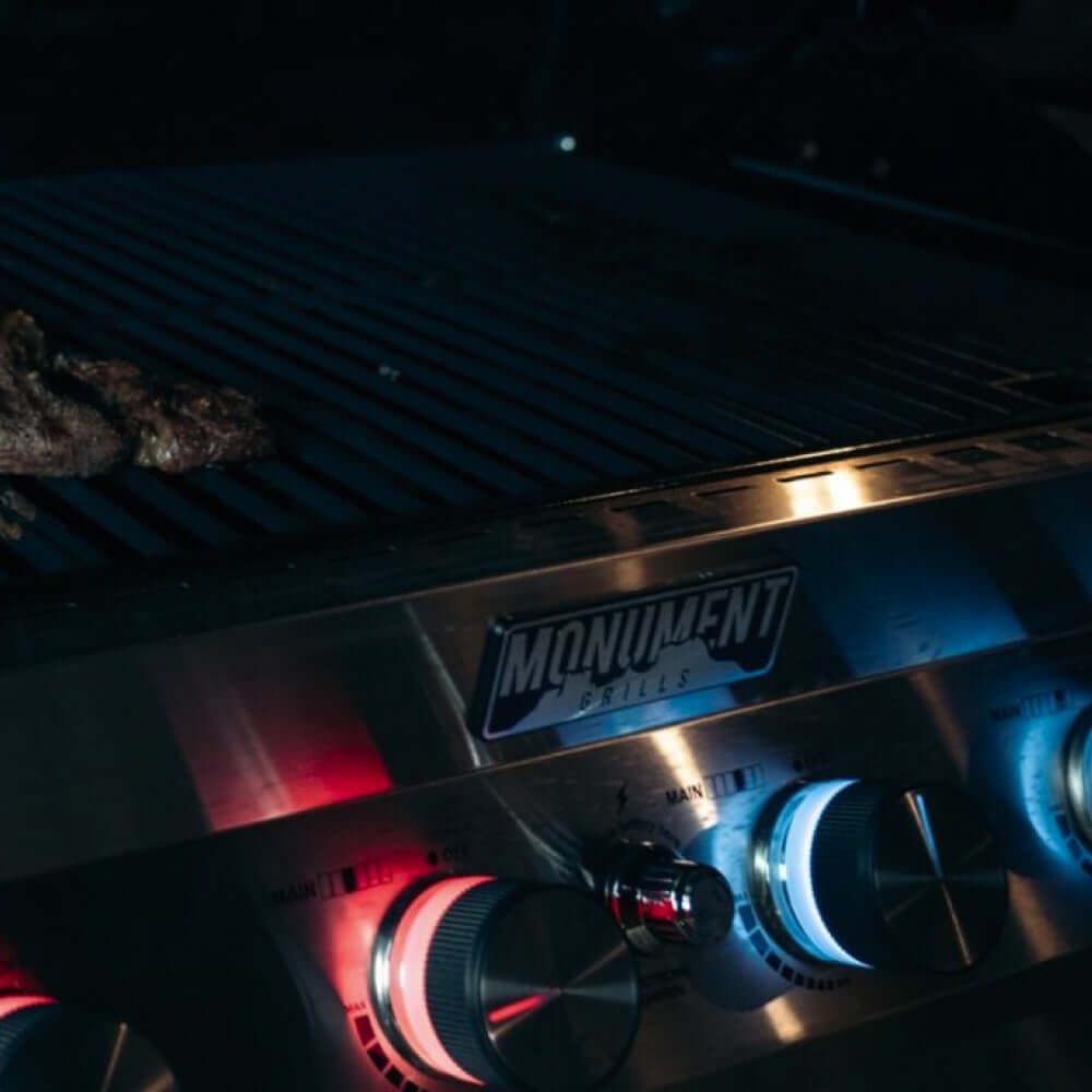 Denali 605 | Stainless Smart Tech Natural/Propane Gas Grill - Monument GrillsDenali 605