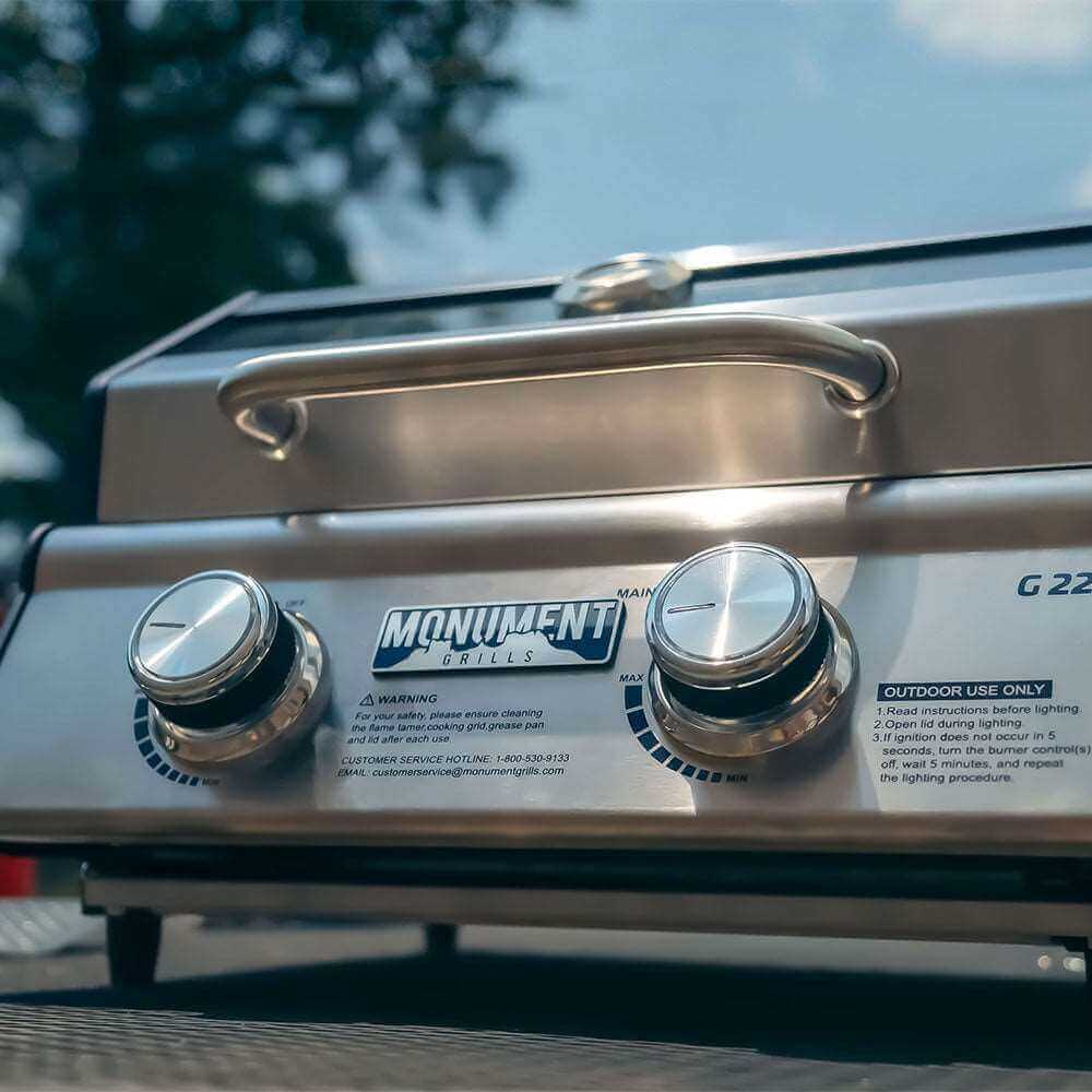 G22 | Stainless Tabletop Propane Gas Grill - Monument GrillsG22