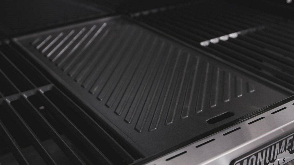 96333 Cast Iron Cooking Plate | Monument Grills